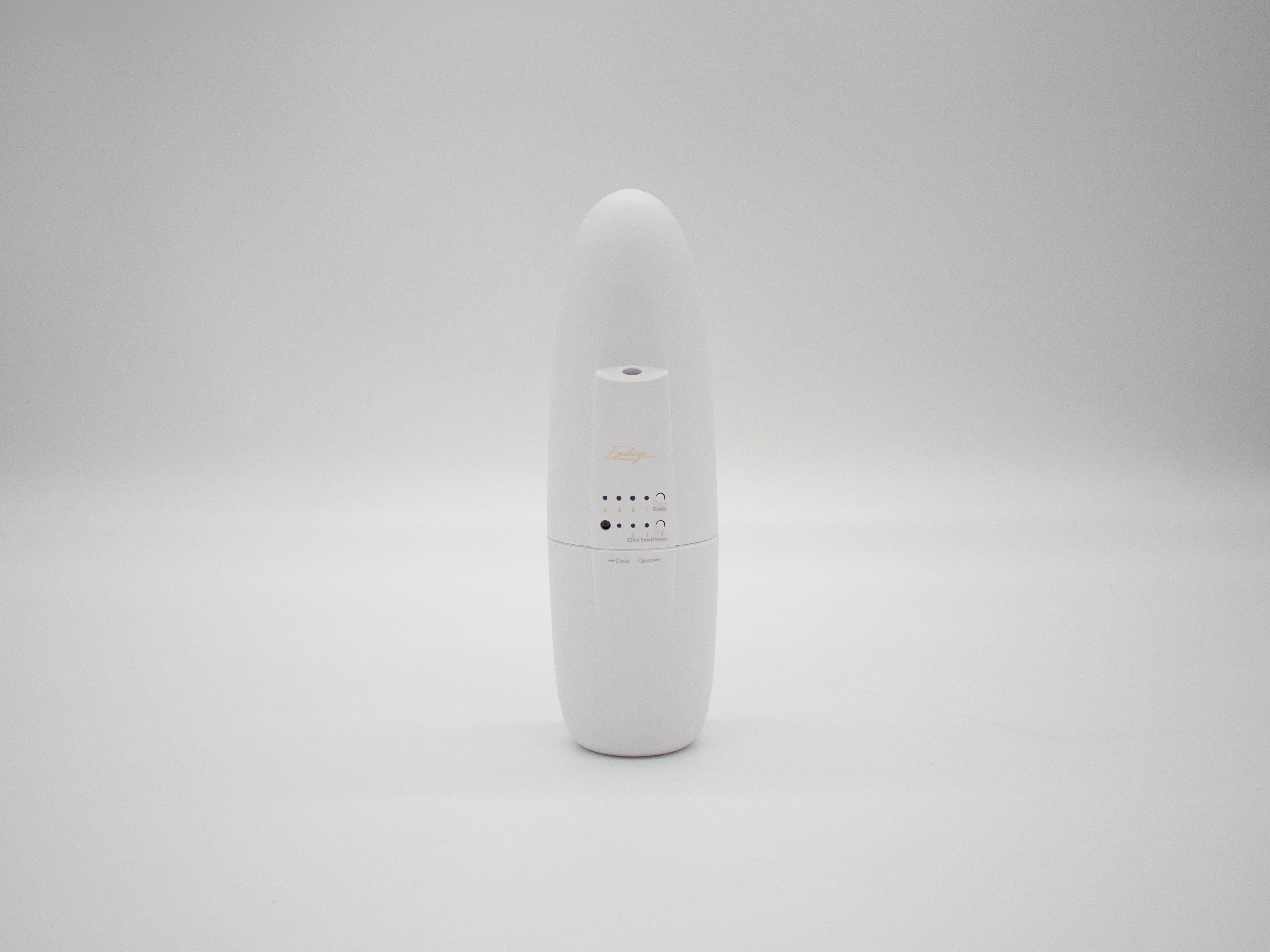 Plug-in Smart Button Diffuser White